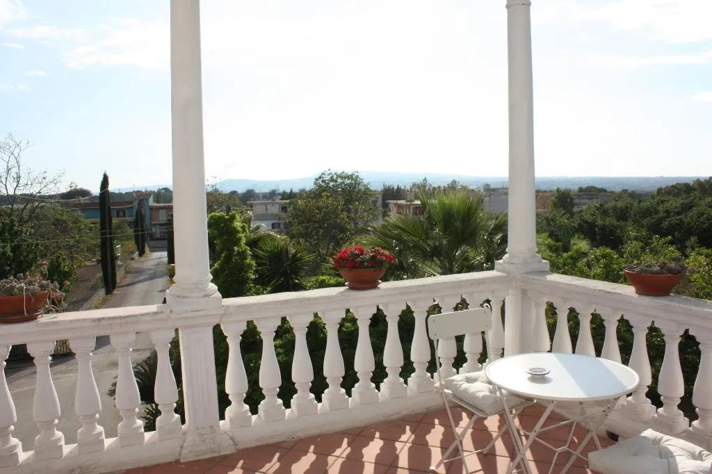 Room, b&b la marchesa, Naples