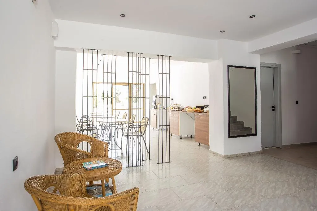 Lobby, Nikos BnB, Rhodes