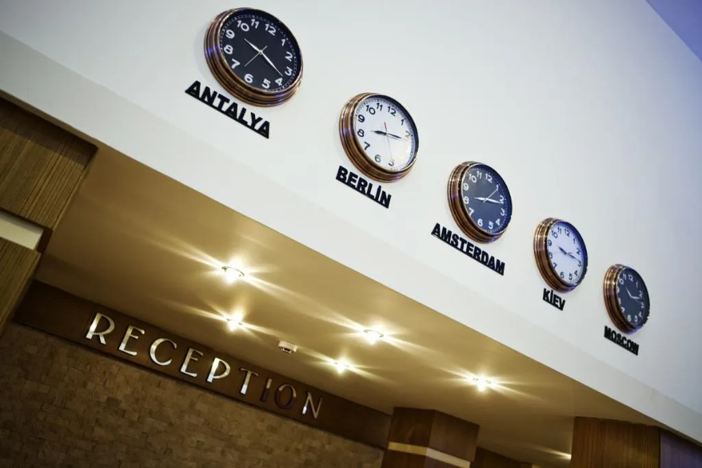 Lobby, Crystal Flora Pearl Collection, Antalya