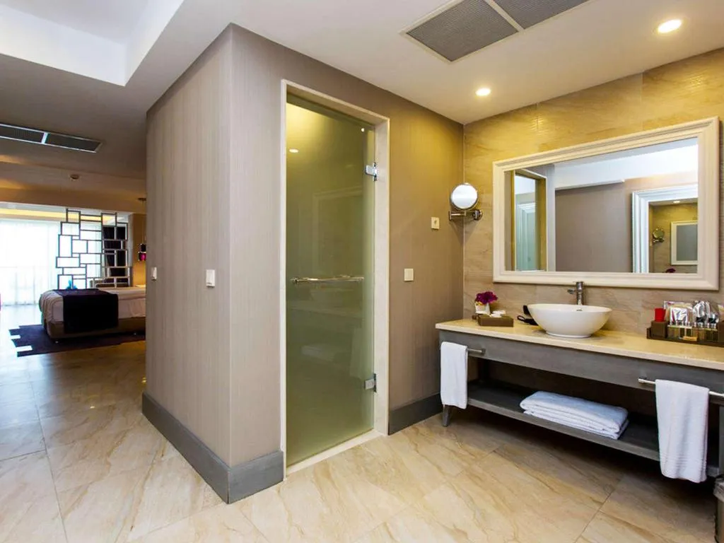 DOUBLE SINGLE USE DELUXE LAND VIEW Room, TUI Magic Life Rixos Beldibi +16, Antalya