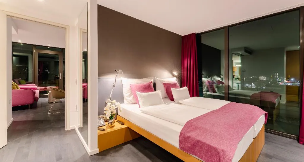 APARTMENT ONE BEDROOM Room, Plaza Inn Graz, Graz