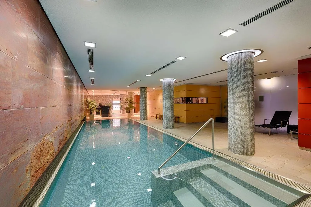 Pool, Radisson Collection Hotel, Berlin, Berlin