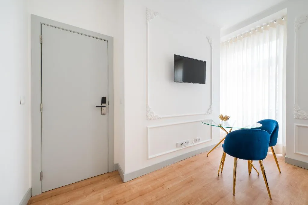 APARTMENT CITY VIEW Room, Via Augusta 129, Lisbon