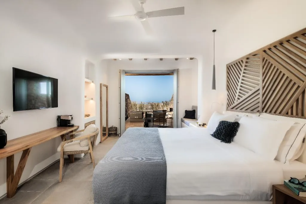 SUITE WITH JACUZZI Room, Alissachni Mykonos, Mykonos