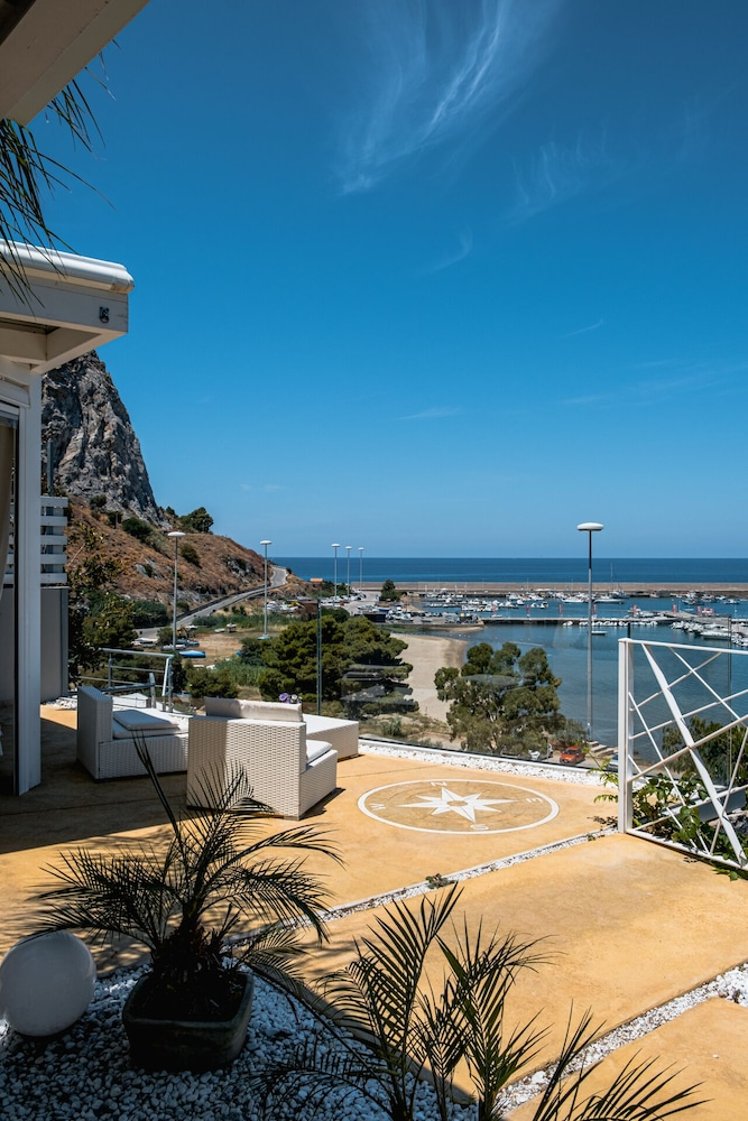 A Tonnara Charme B&B, Palermo