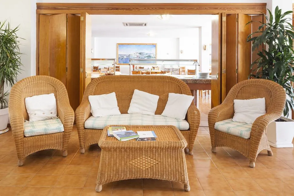 Lobby, Puerto Cala Vadella, Ibiza