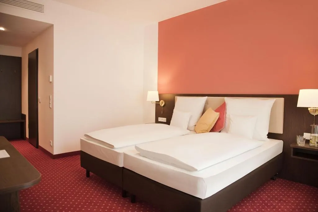 Room, Gold Palais Hotel, Berlin