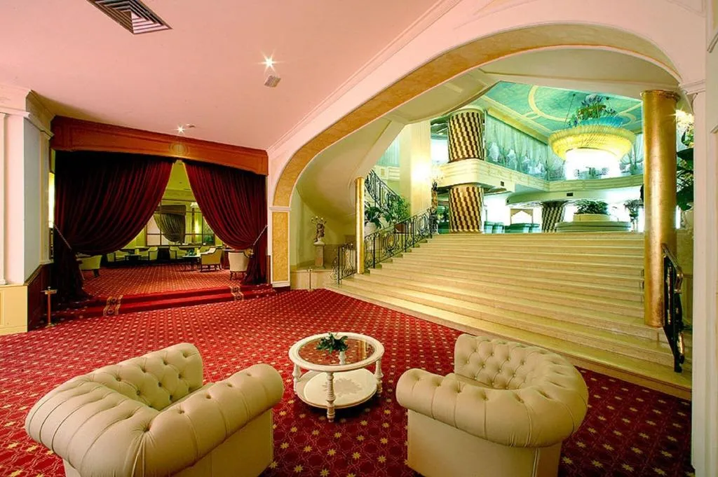 Lobby, Grand Hotel La Pace, Naples