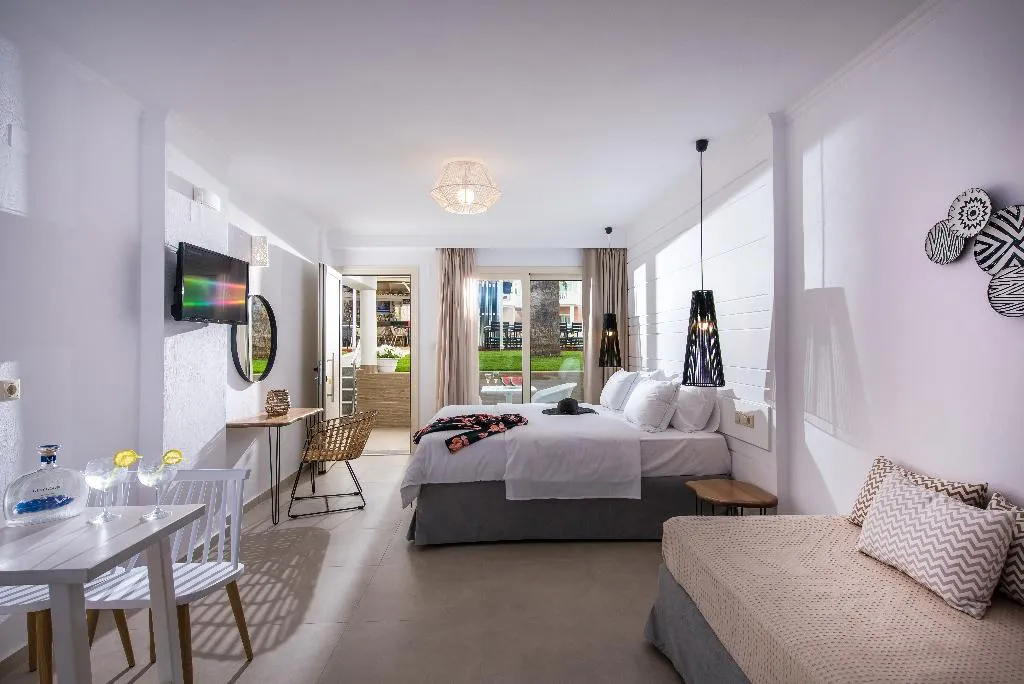 STUDIO SUPERIOR CAPACITY 3 Room, Sarpidon Apartments, Crete