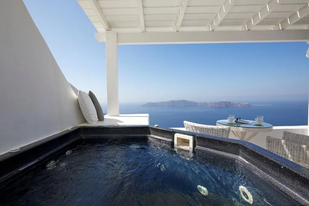 Room, Iliovasilema Hotel & Suites, Santorini