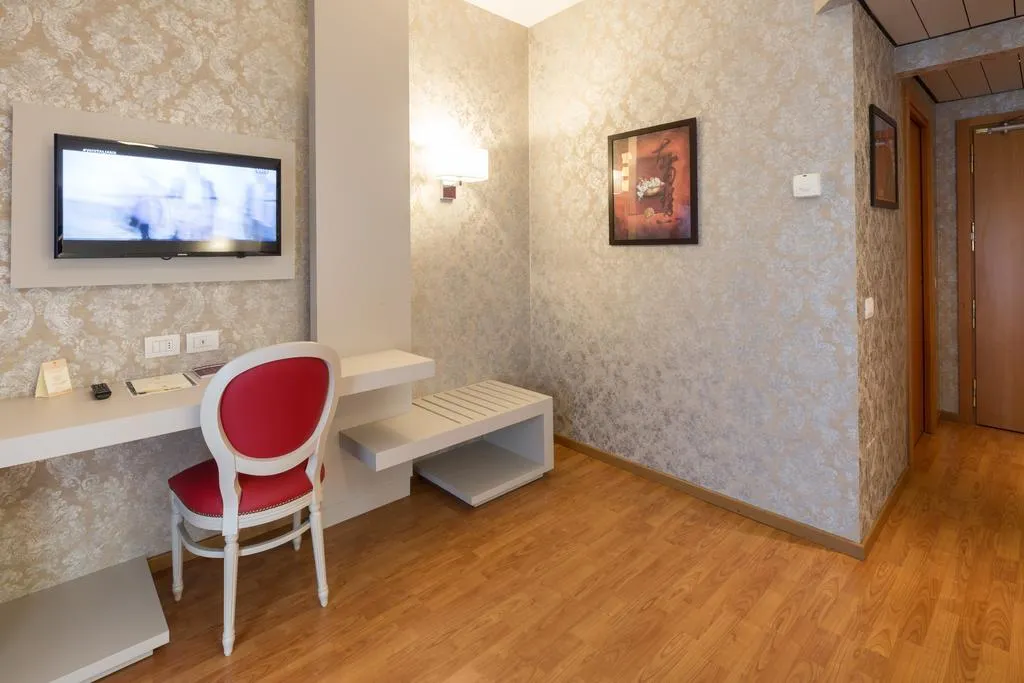 JUNIOR SUITE STANDARD Room, Hotel Nasco, Milan