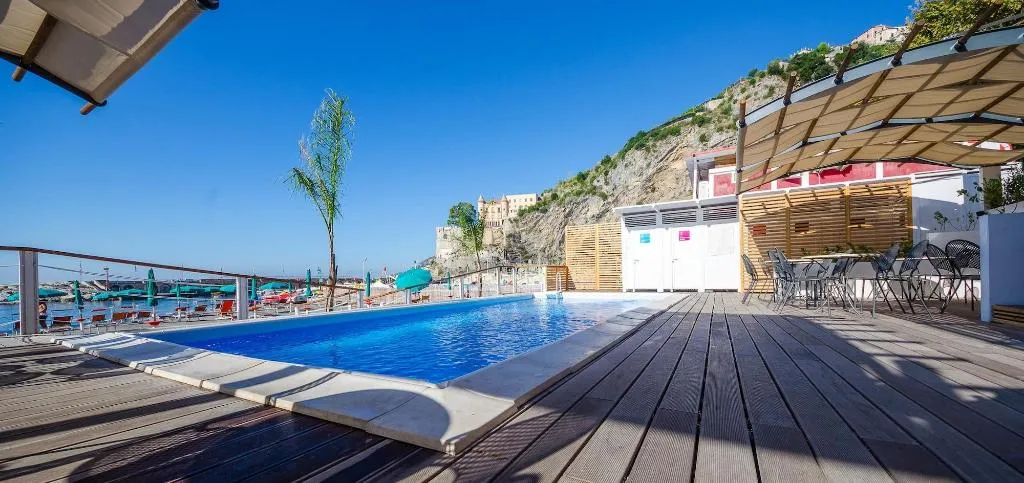 Sports and Entertainment, Hotel San Francesco, Naples