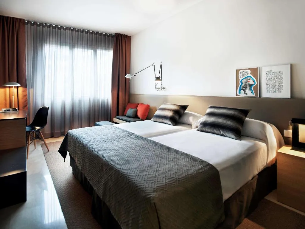TWIN STANDARD Room, Mercure Barcelona Condor, Barcelona