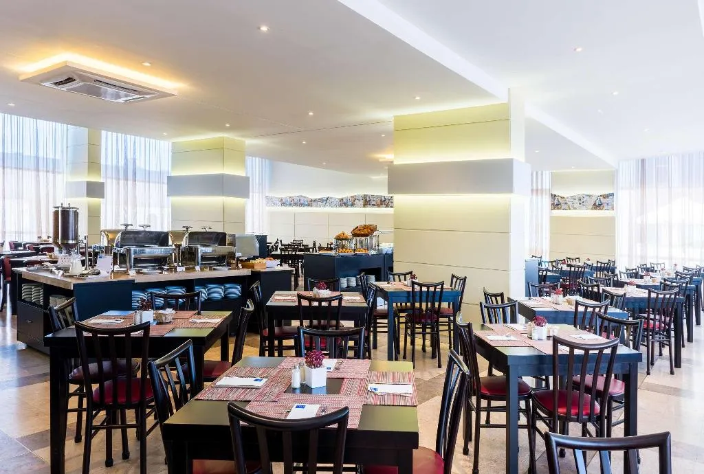 Restaurant, Tryp Lisboa Caparica Mar Hotel, Lisbon