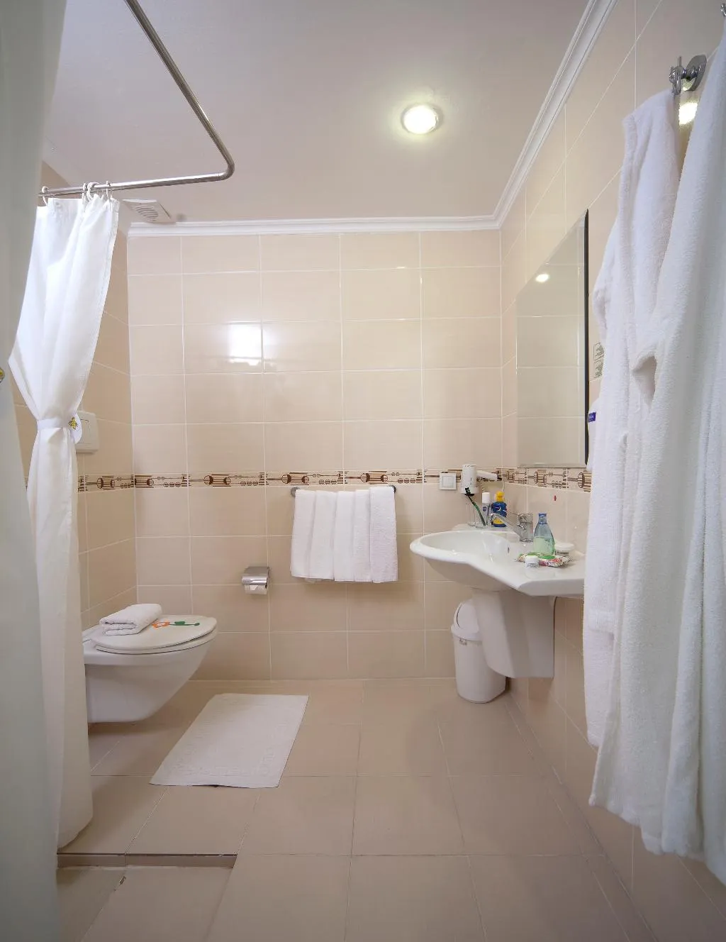 FAMILY ROOM LAND VIEW Room, Club Resort Atlantis Izmir/Sigacik, Izmir