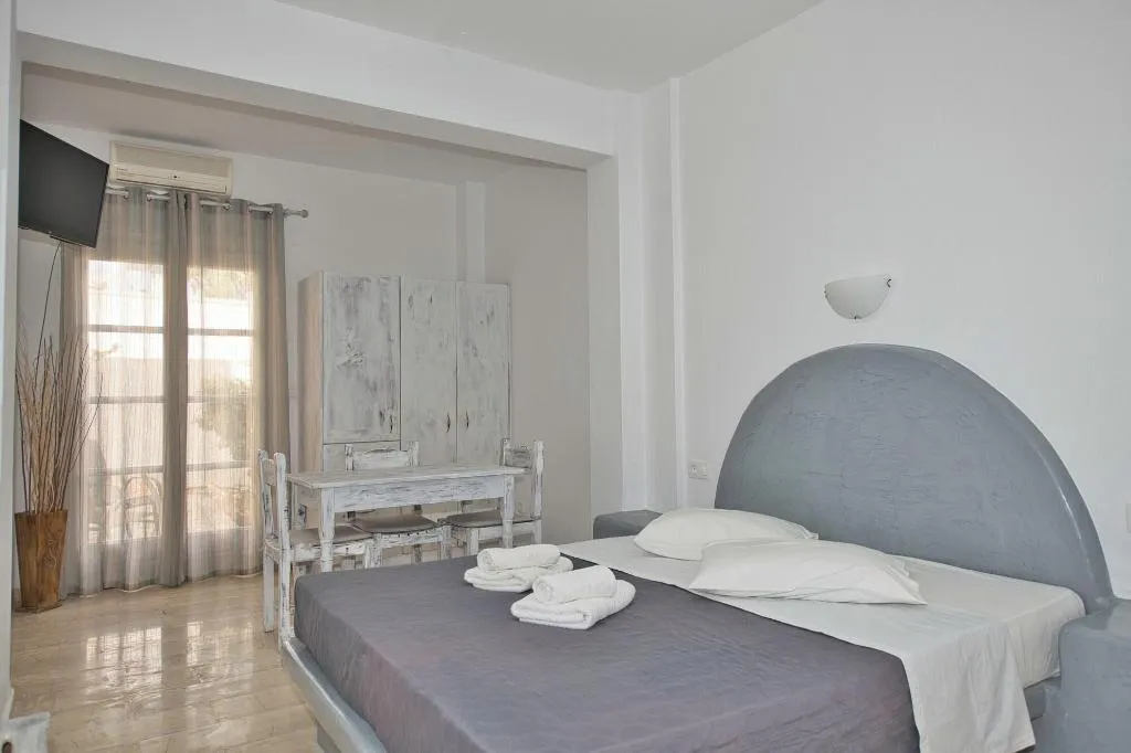 Room, Ira Apartments, Santorini