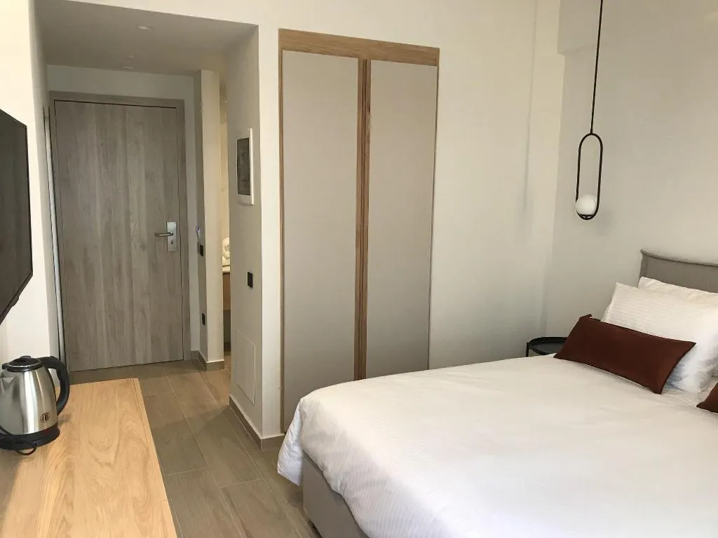 Room, The City Hotel & Suites, Crete