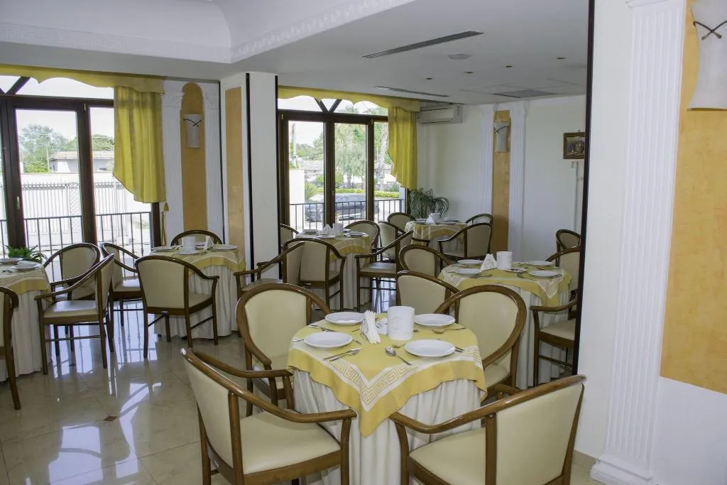 Restaurant, Vassallo Park, Naples