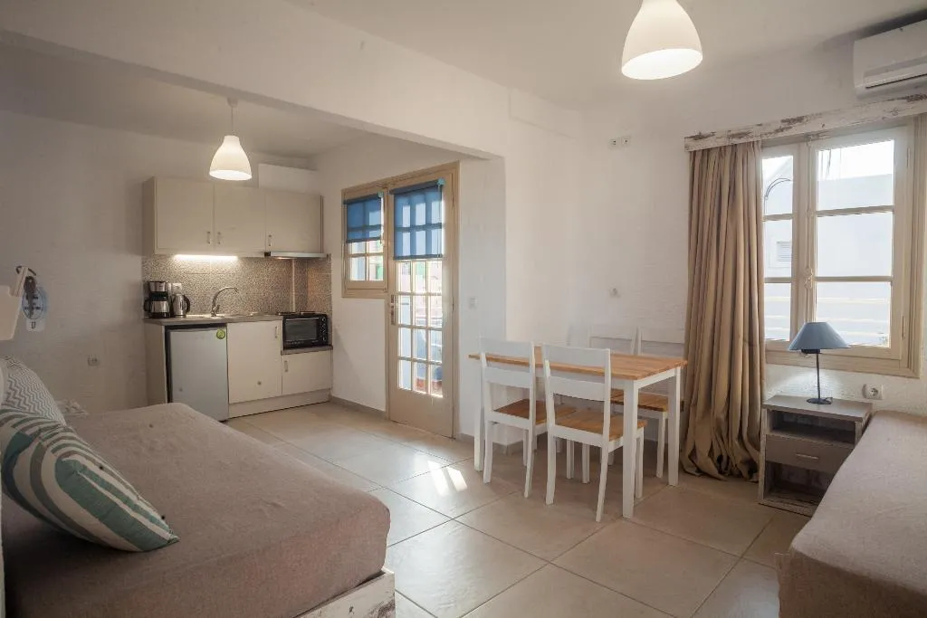 Room, Evina Rooms and Suites, Crete