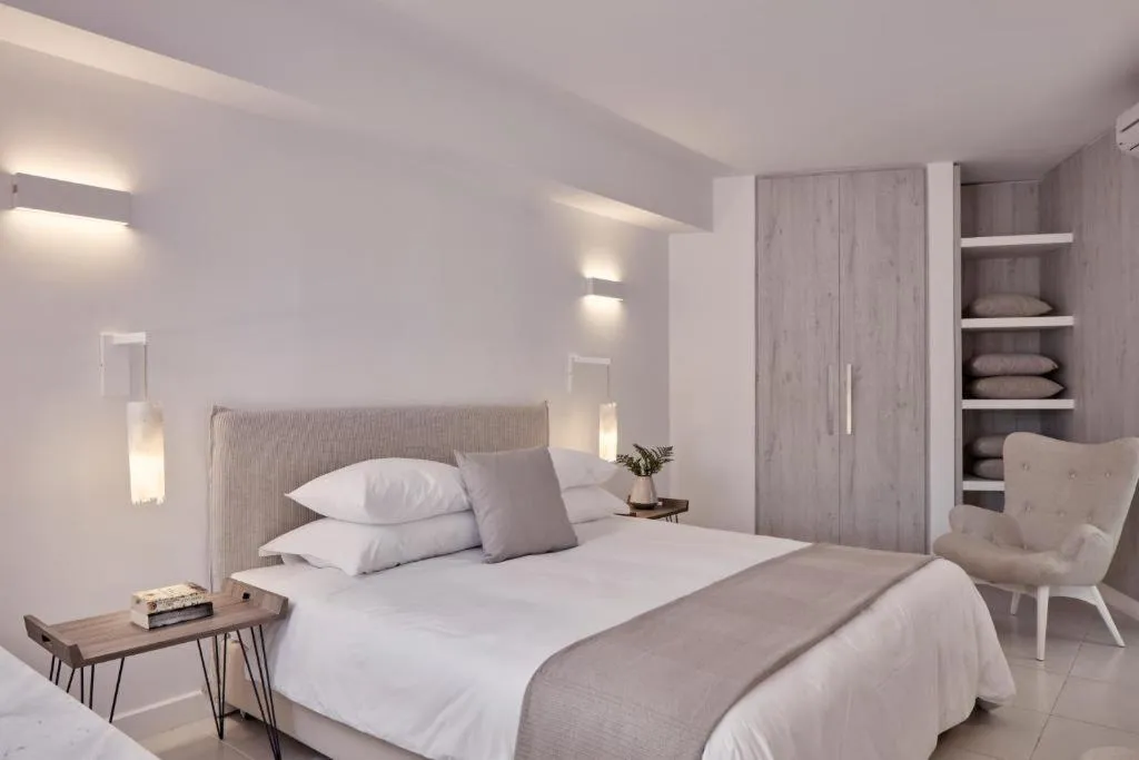 Double or Twin STANDARD Room, Santo Miramare Resort, Santorini