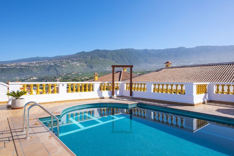 Club Tarahal, Tenerife
