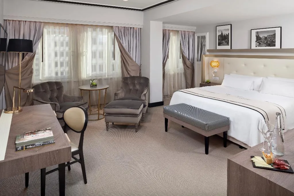TRIPLE PREMIUM Room, Melia Castilla, Madrid