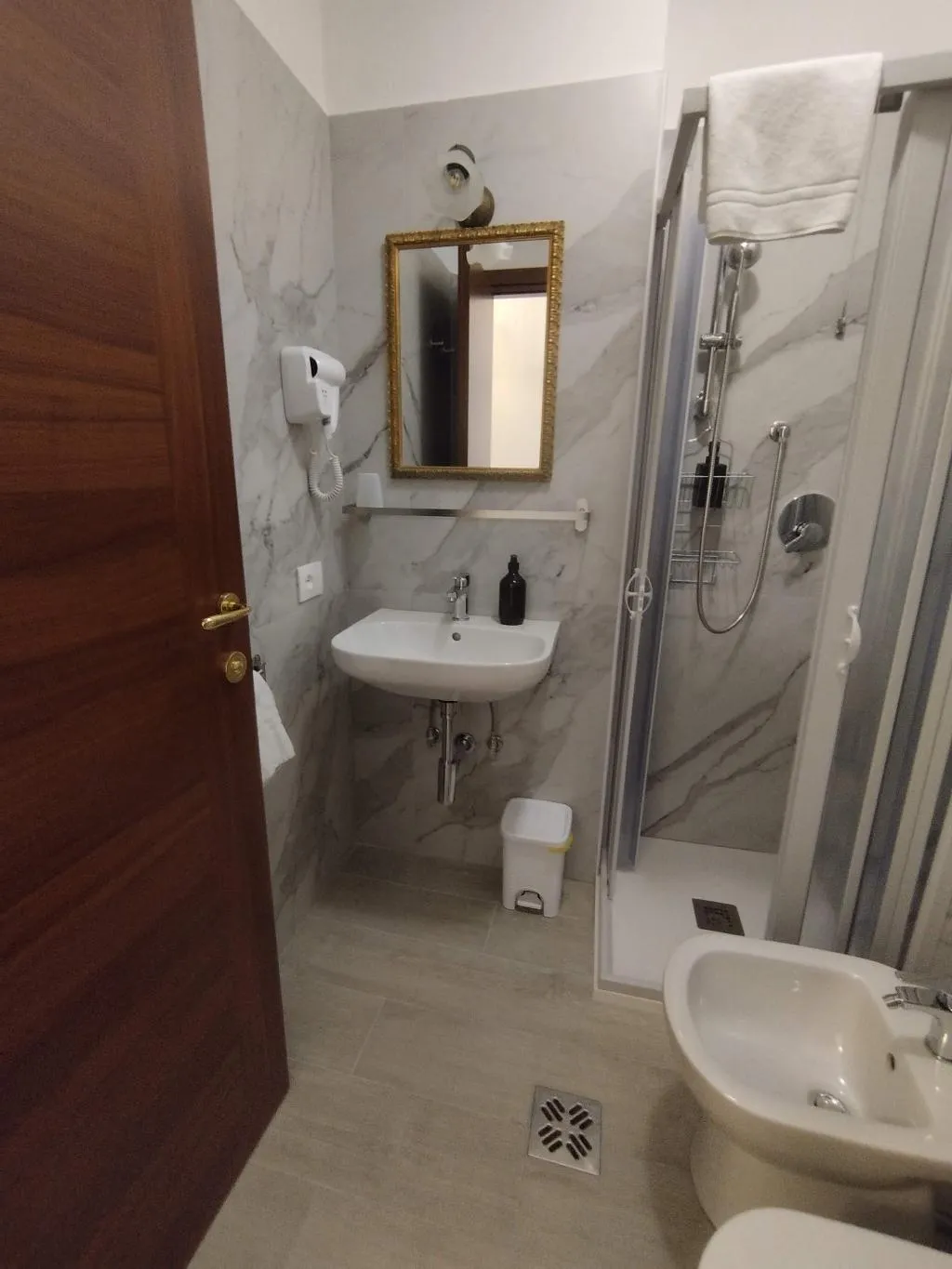 DOUBLE ECONOMY Room, Alloggi SS. Giovanni e Paolo, Venice