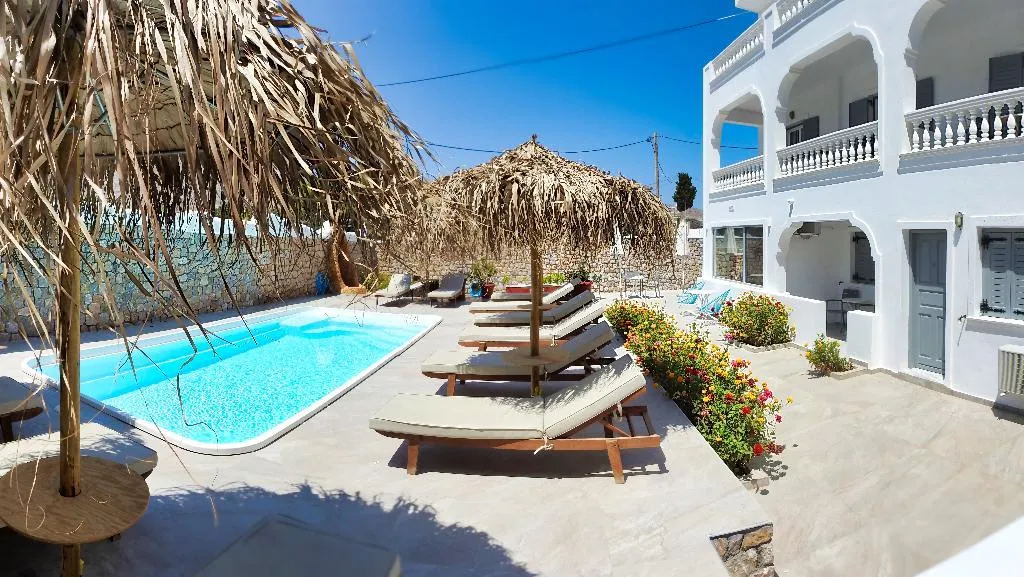 Pool, Avraki, Santorini