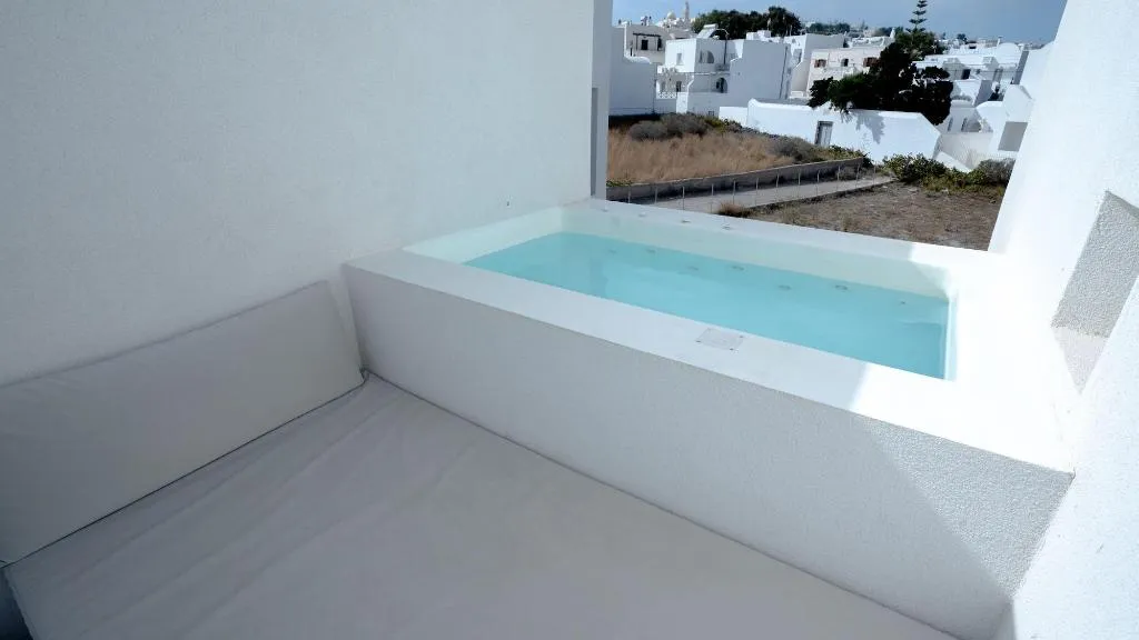 Room, Neo Luxury Suites, Santorini
