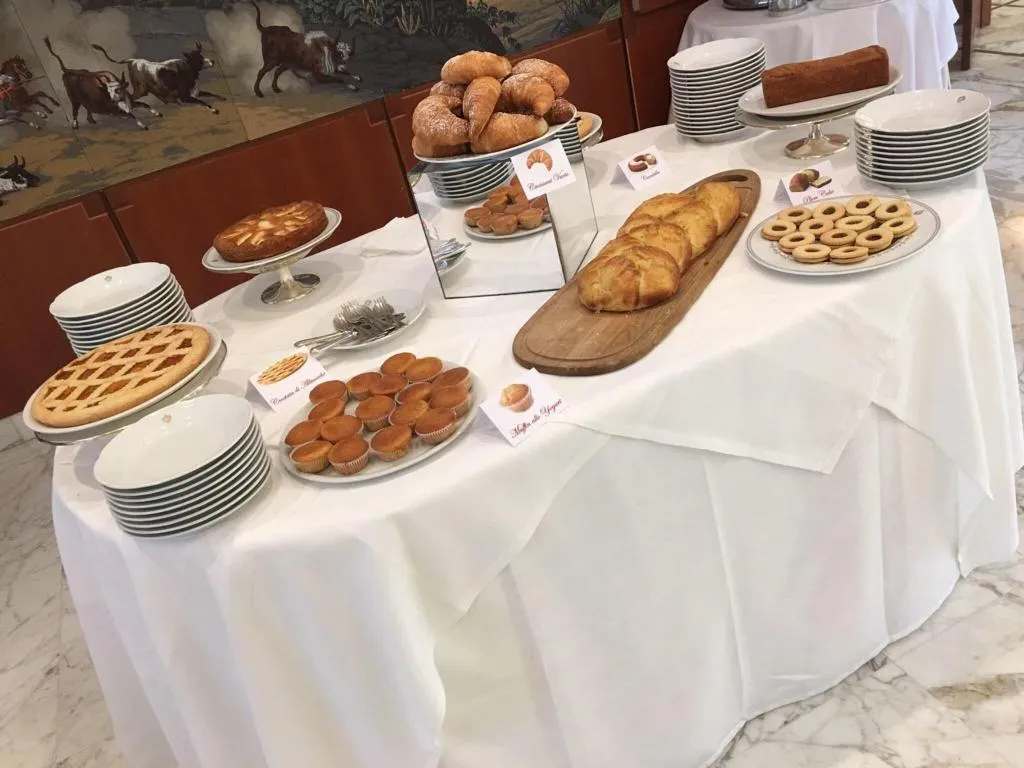 Restaurant, Solofra Palace, Naples