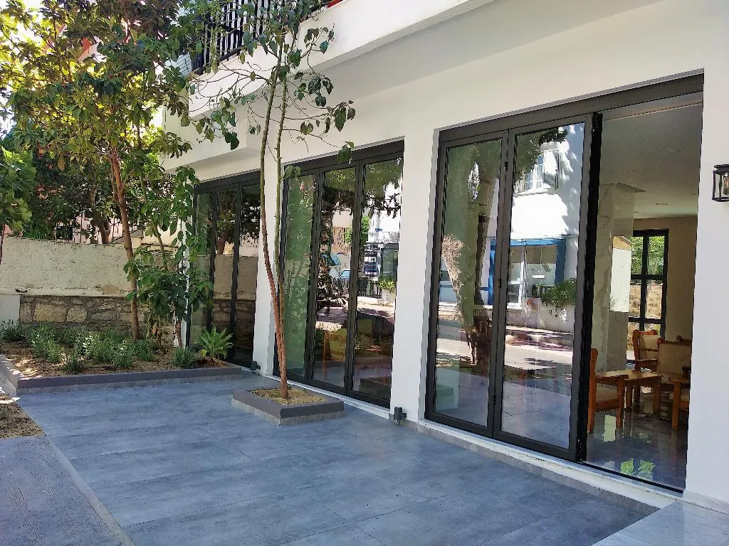 Lobby, Catherine, Kos