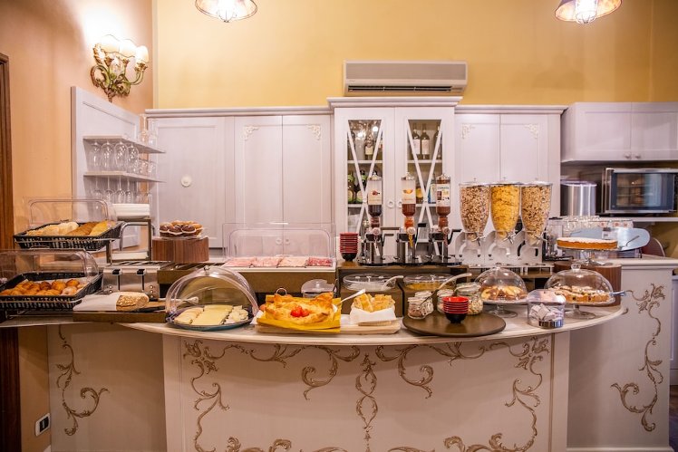 B&B Galileo 2000, Florence