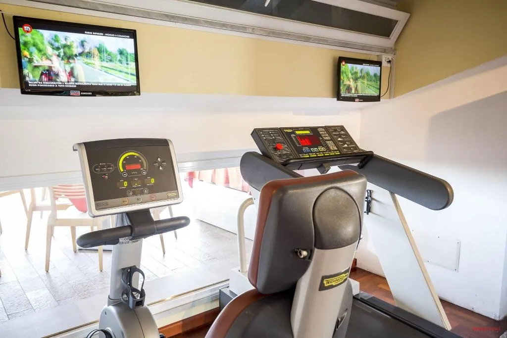 Sports and Entertainment, Hotel Giardino Inglese, Palermo