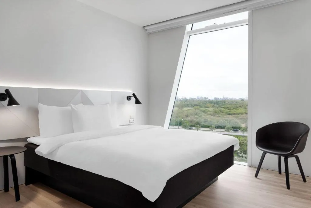 DOUBLE DELUXE QUEEN BED Room, AC Bella Sky Copenhagen, Copenhagen