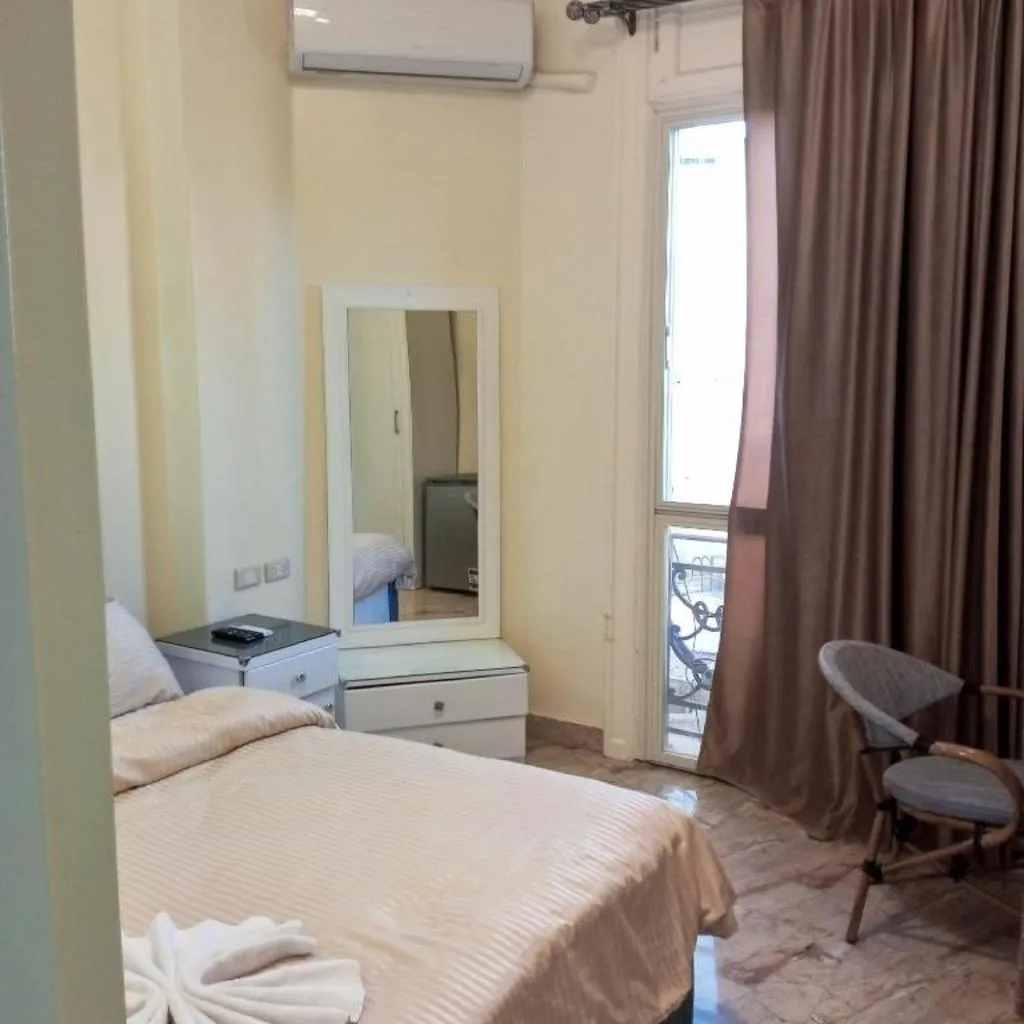 TRIPLE DELUXE Room, New Panorama Hotel, Cairo