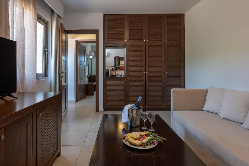 SUITE SEA VIEW Room, Miramare Resort & Spa, Crete