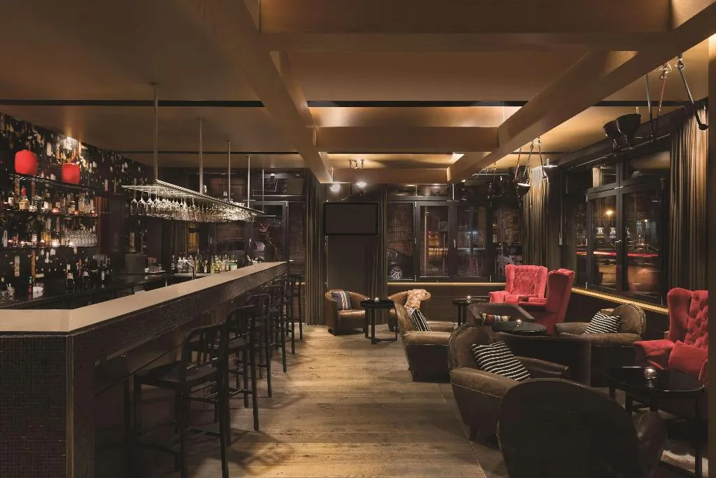 Bar, Adina Apartment Hotel Berlin Mitte, Berlin