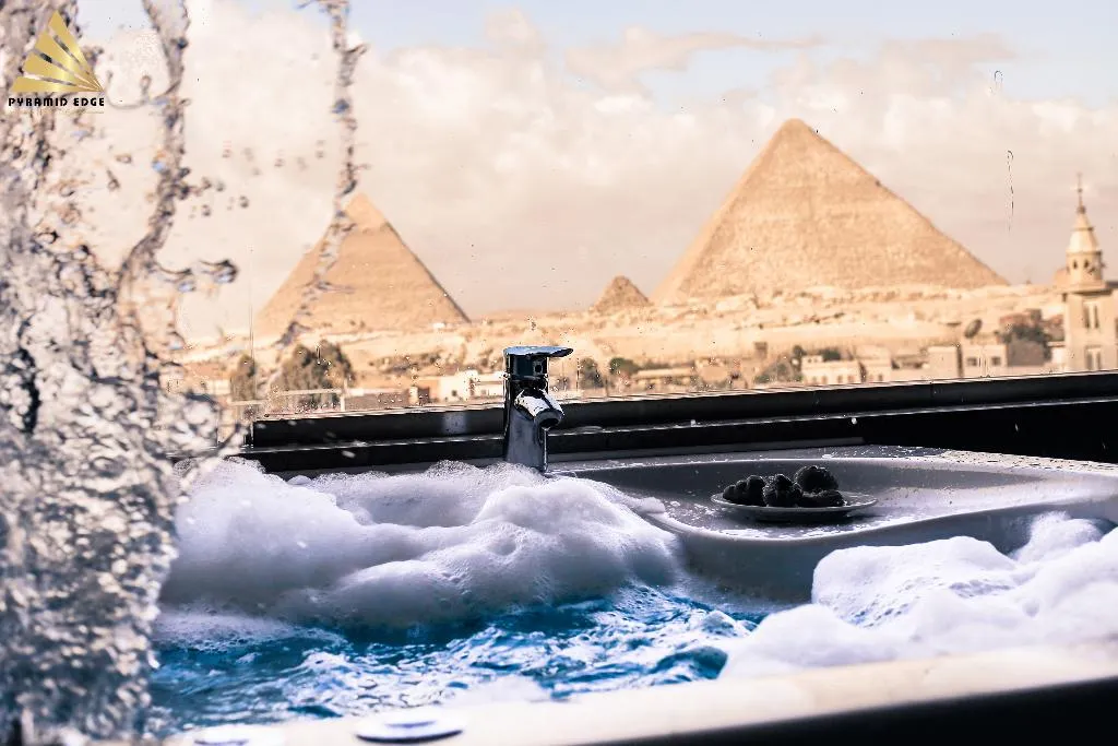 SUITE DELUXE WITH VIEWS Room, Pyramid Edge Hotel & Exclusive Pyramids View Roof, Cairo