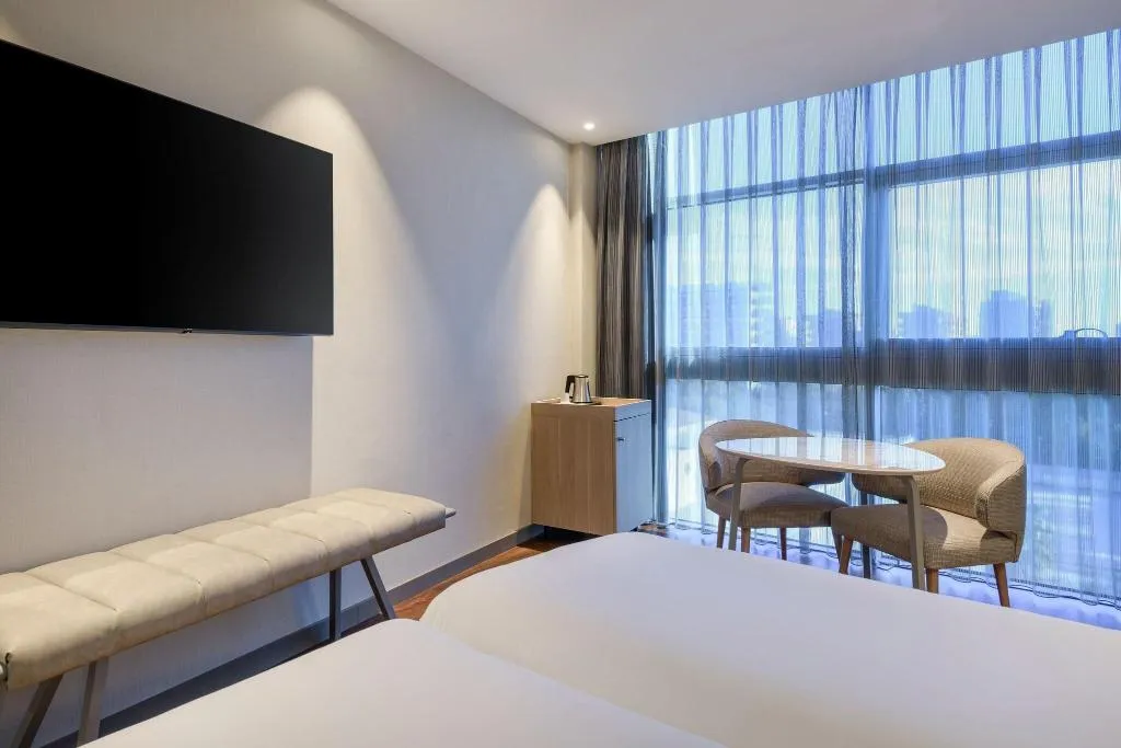 TWIN STANDARD Room, AC Som, Barcelona