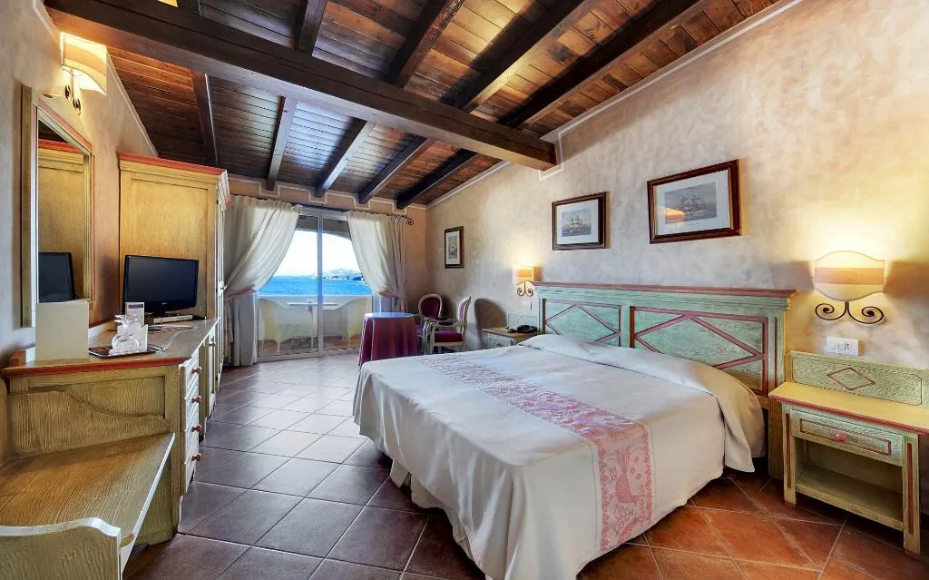 DOUBLE SEA VIEW Room, Colonna Resort, Olbia