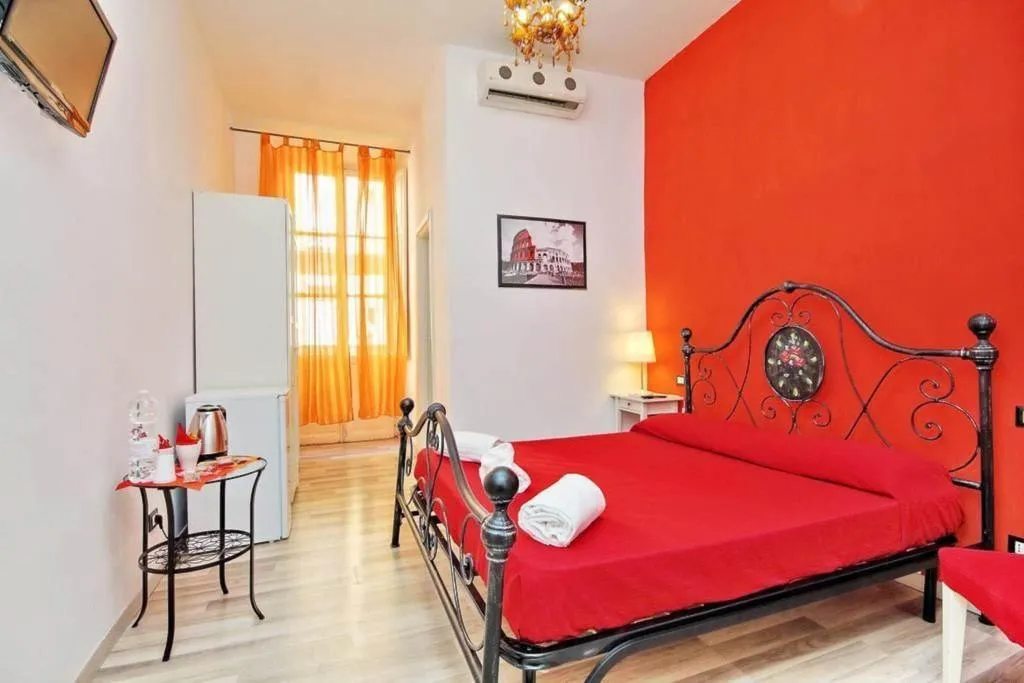 Room, Lucky Holiday Rooms, Naples