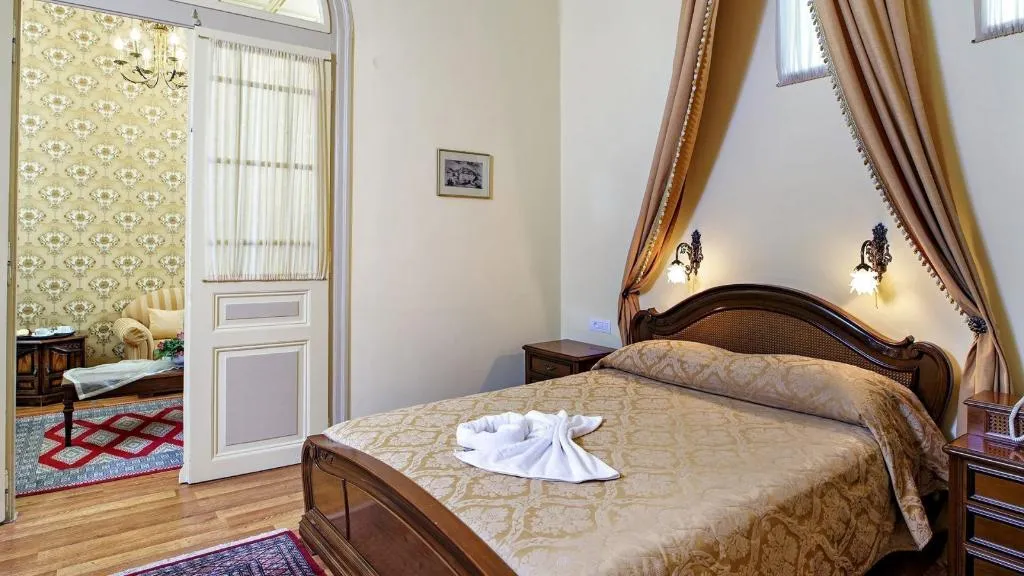 SUITE EXECUTIVE Room, Halepa Hotel, Crete