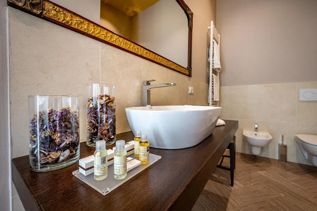 Room, Cerretani Palace Luxury B&B, Florence
