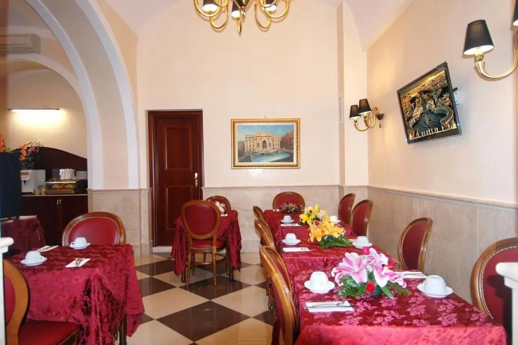 Restaurant, Hotel Campidoglio, Naples