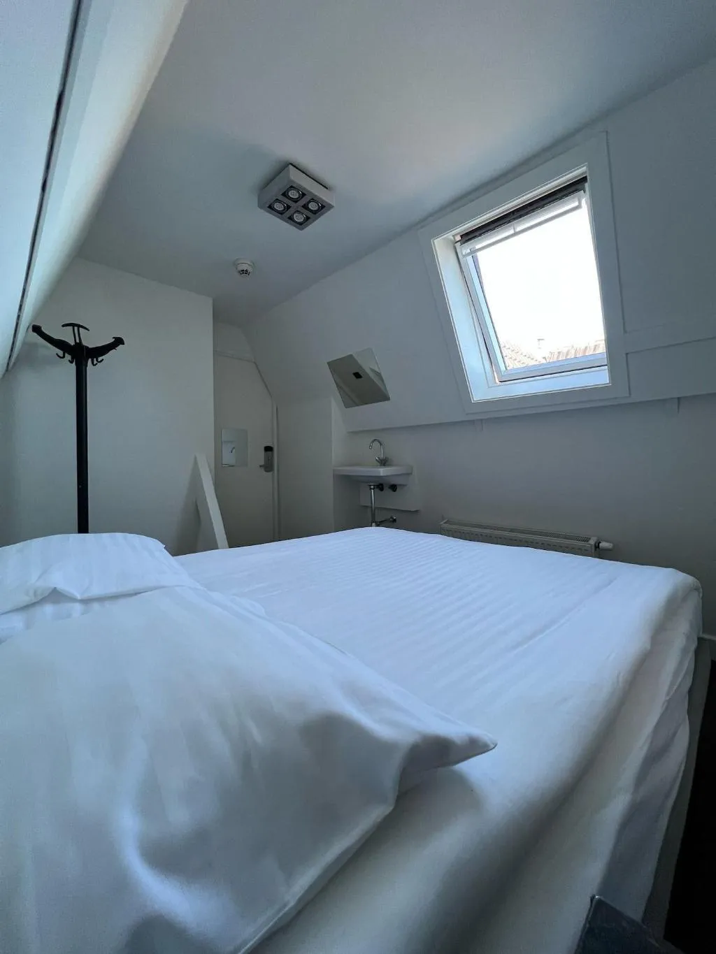 Room, Amigo Budget Hostel, Amsterdam