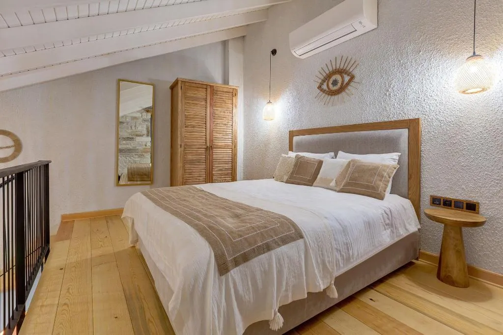 Room, Navali̇a Otel, Izmir