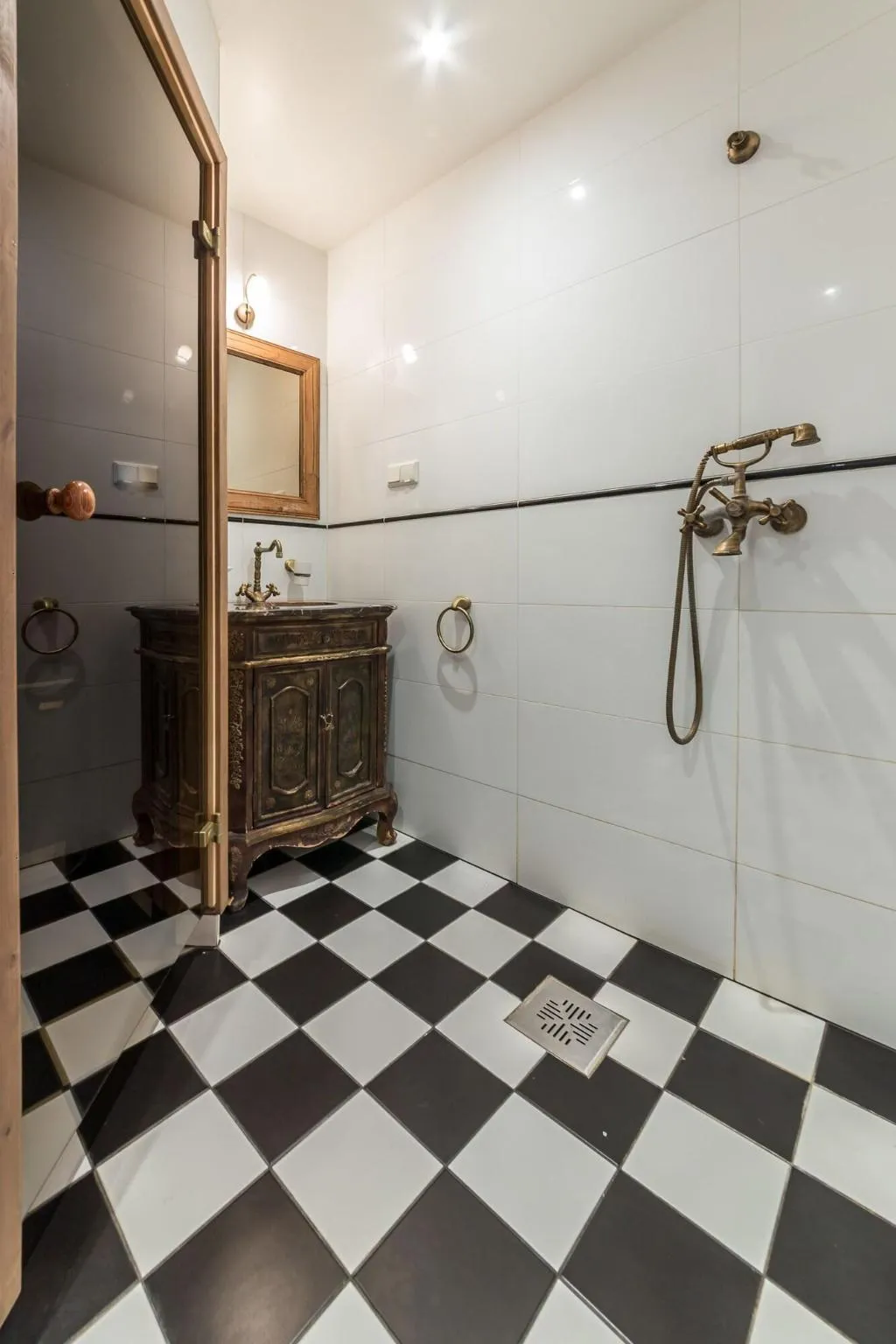 Room, Tallinn Apartments & Rooms - Old Town, Tallinn