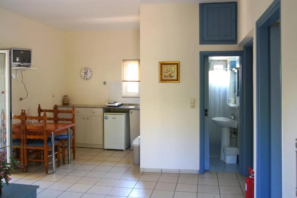 SUITE TWO BEDROOMS Room, Sea Front Beach Hotel Apartments, Crete