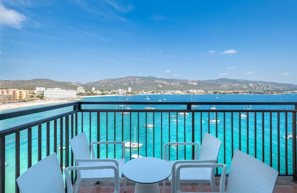 FAMILY ROOM STANDARD Room, Leonardo Royal Hotel Mallorca, Majorca