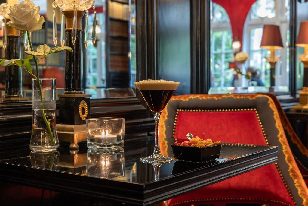 Bar, Apollofirst Boutique Hotel, Amsterdam